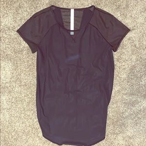 NWOT Lululemon shirt